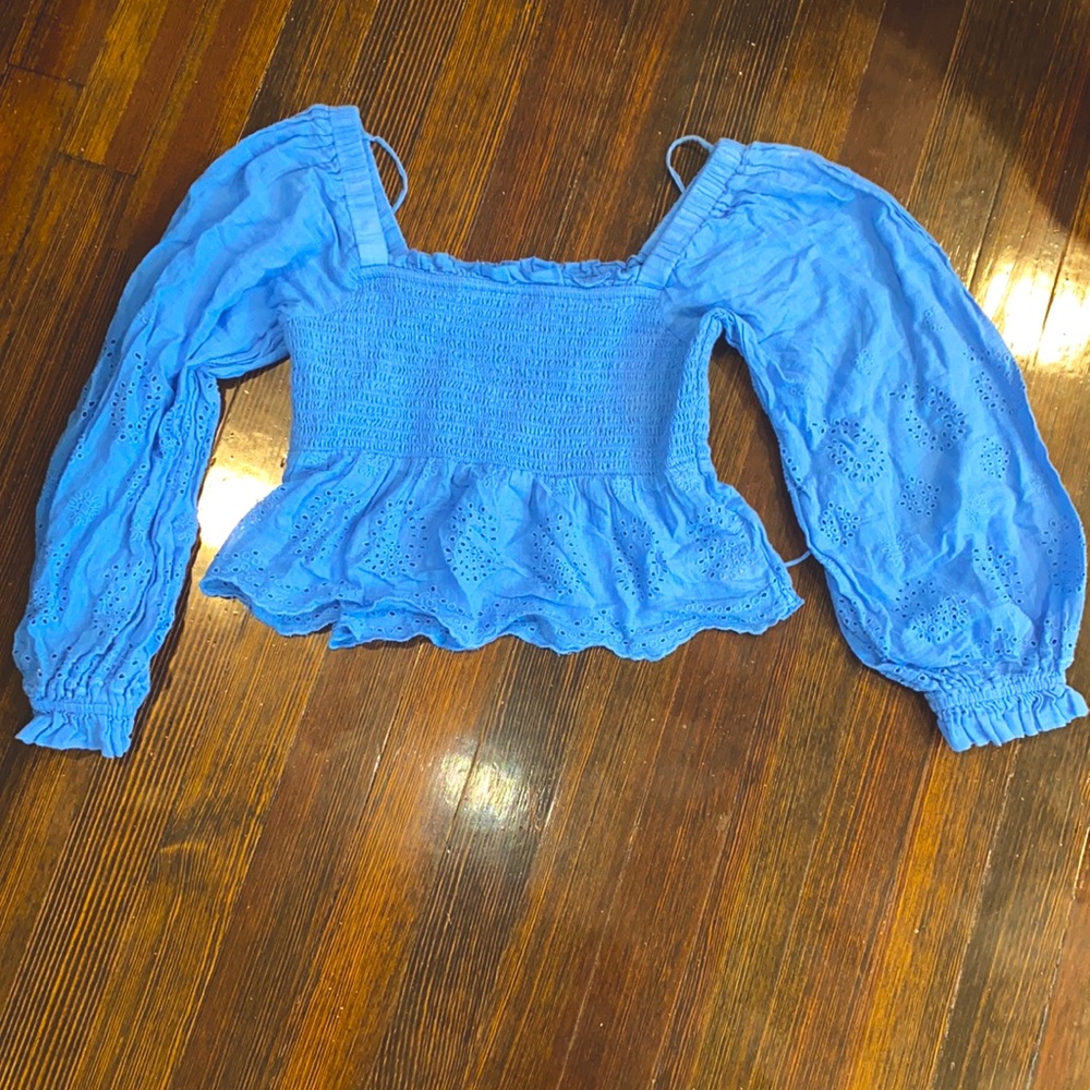 American Eagle blue top